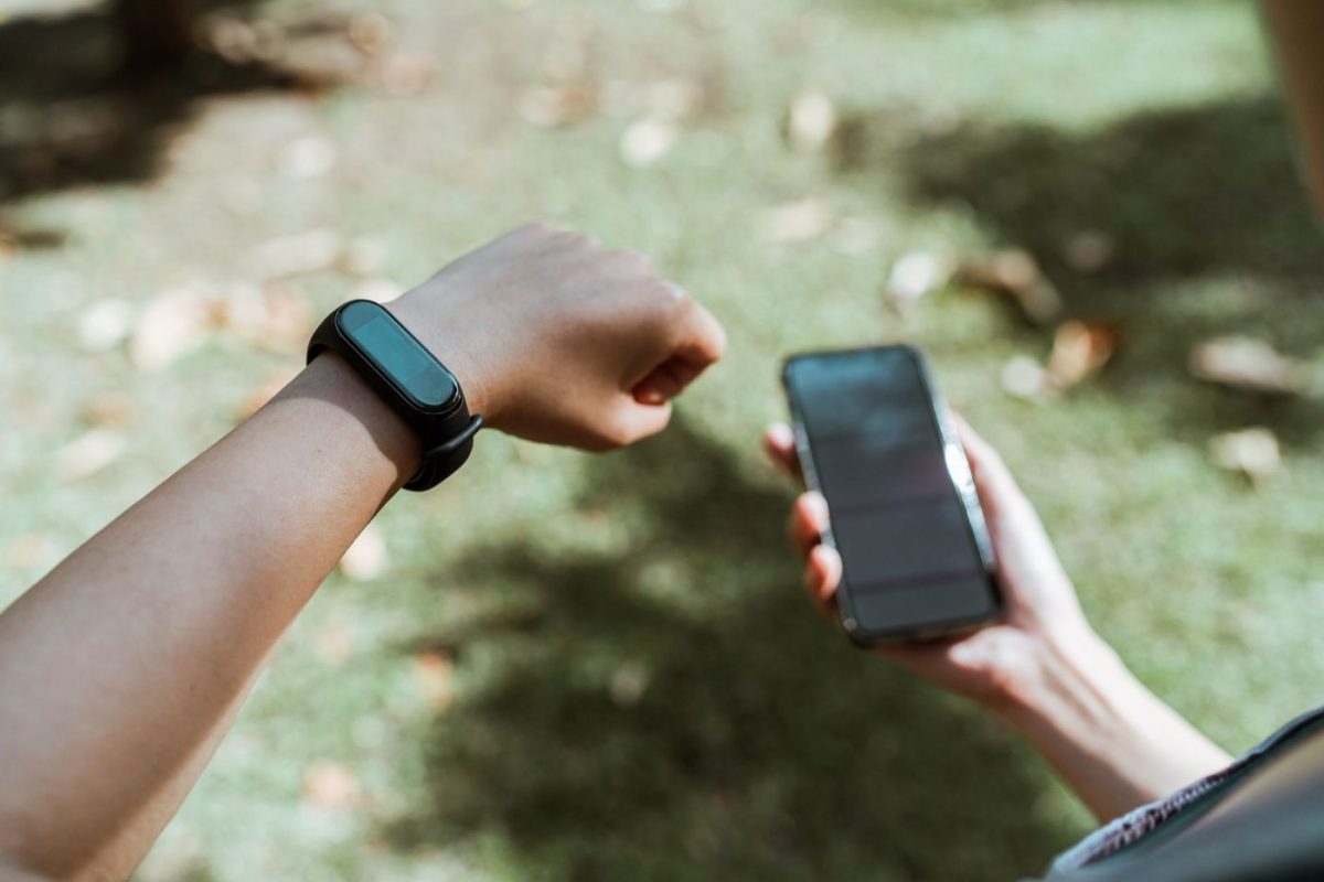 Comparatif Whoop vs Oura pour récupération et sommeil